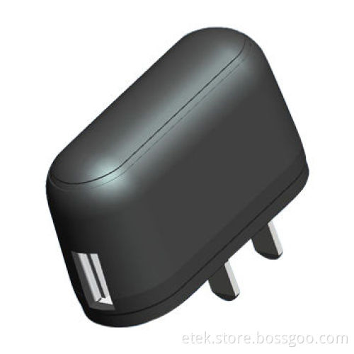 5V/500mA USB Mobile Phone Charger with 100 to 240V, 50/60Hz Inputs and USB Socket